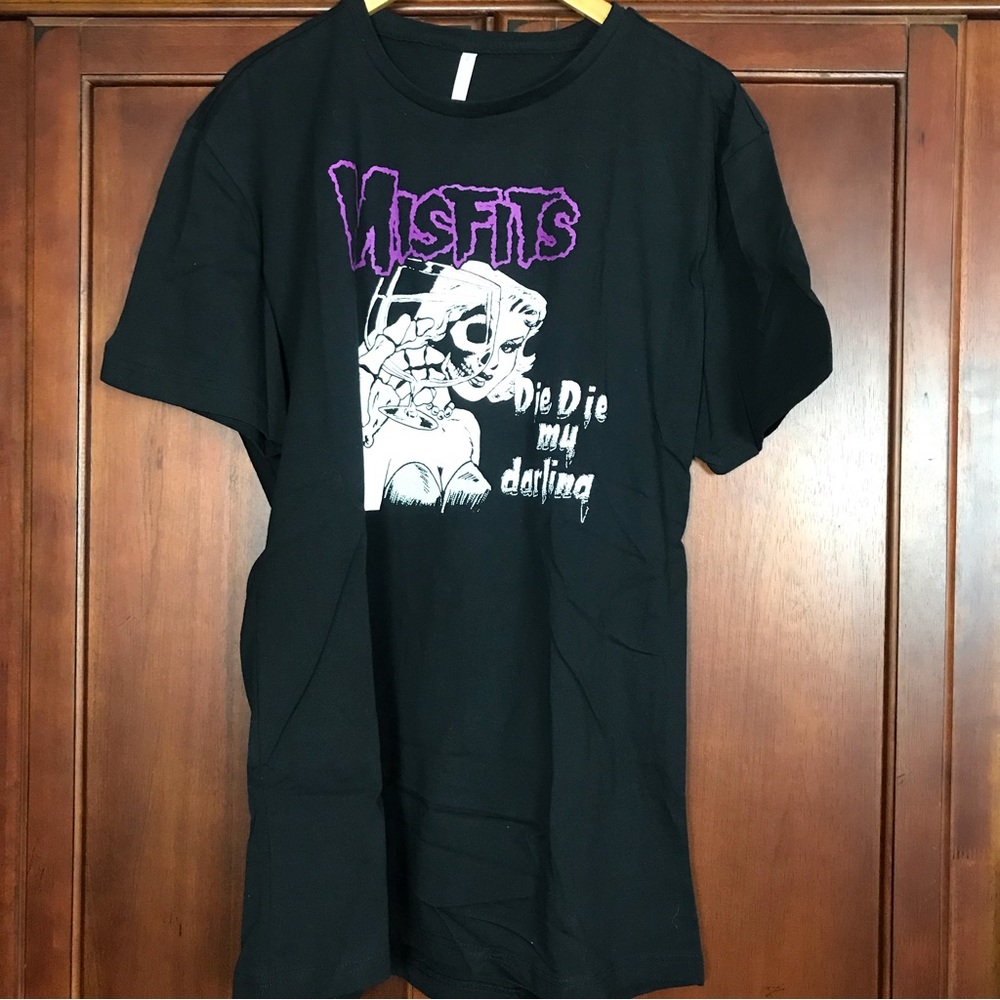 Misfits Black T-Shirt Purple Logo Front Size XL